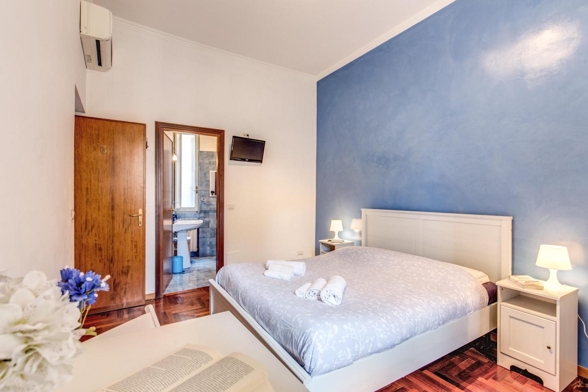 Finally In Rome — Photos 3